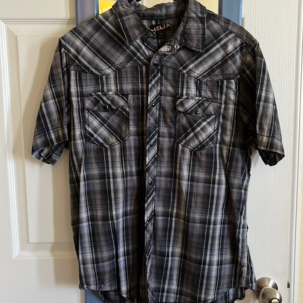 Short Sleeve shirt by Helix